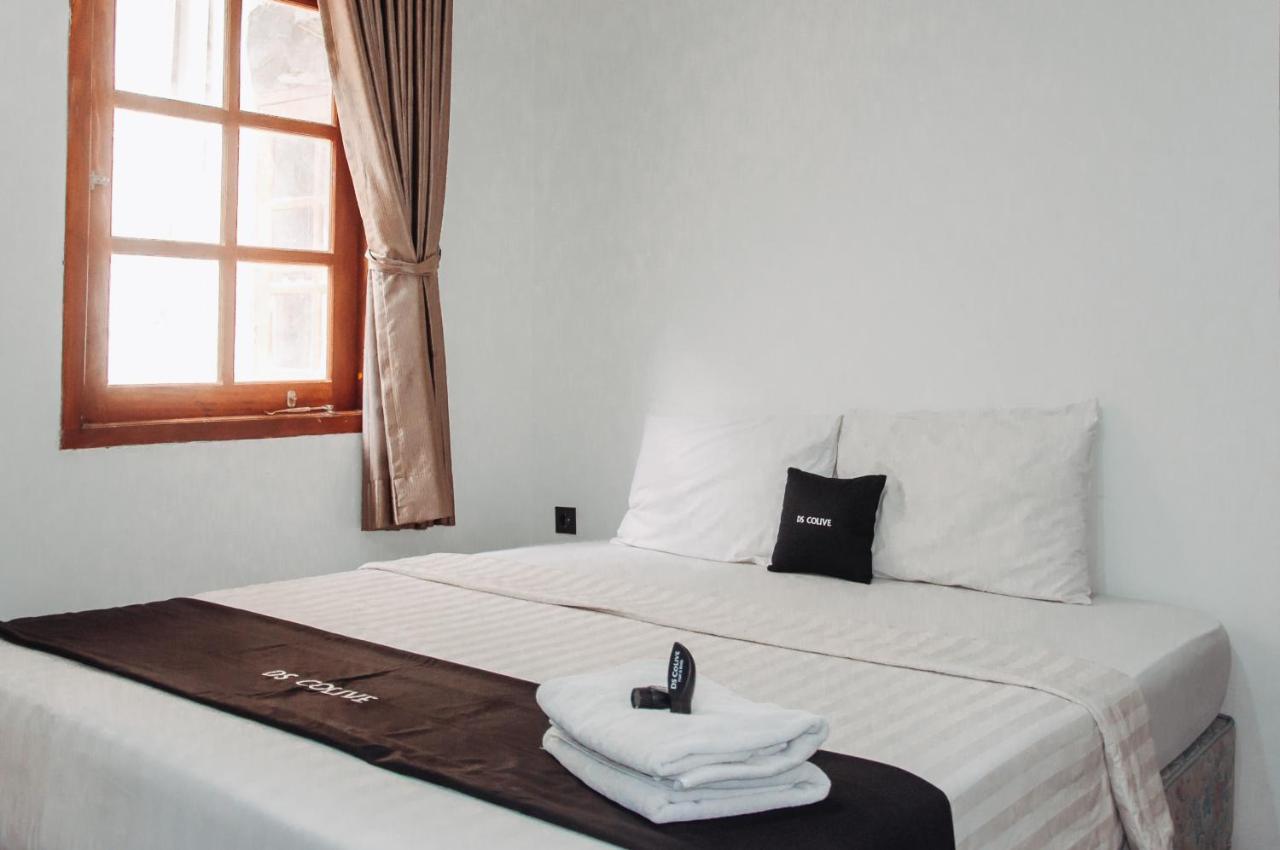 DS CoLive Sinabung Hotel Semarang Bagian luar foto